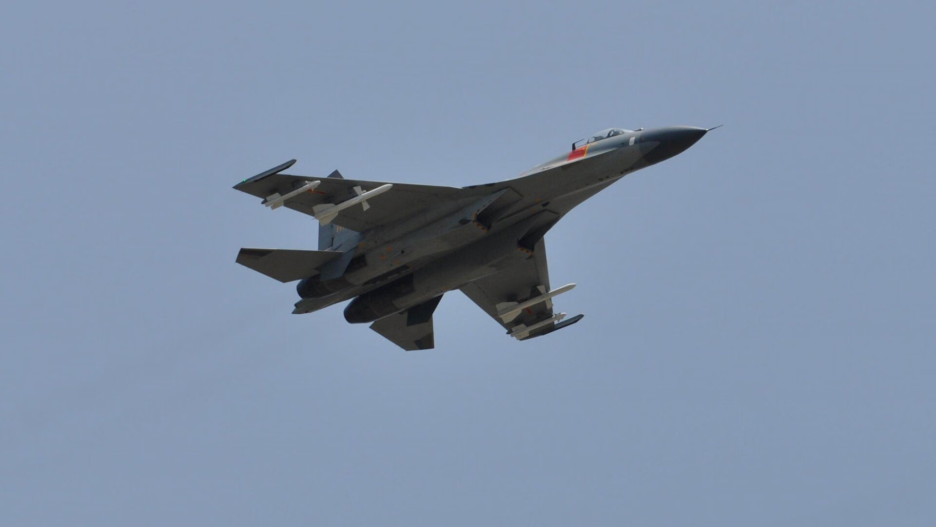 心跳之夜，德甲争冠战与篮球场上的冠军回响