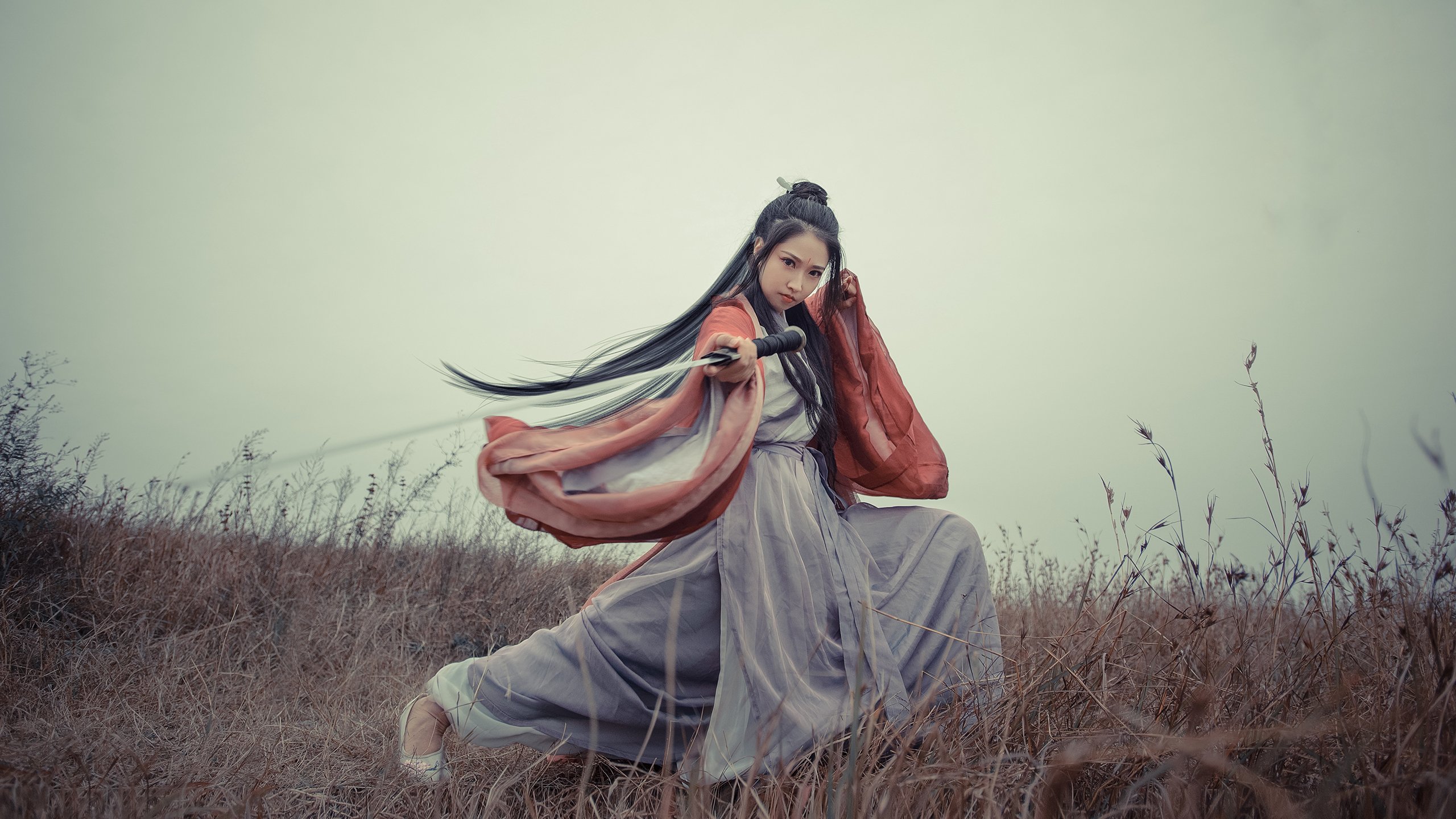 双重锁链,当锋线与后卫共同编织的牢笼