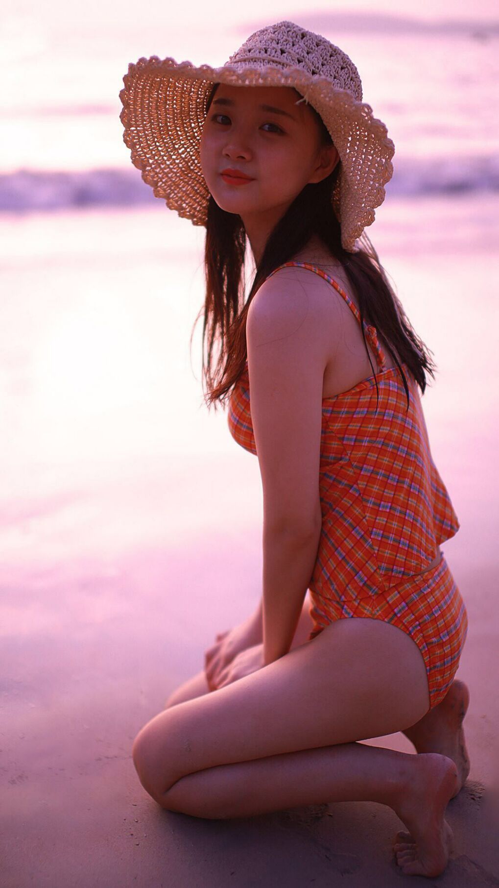 锡安轰碎足球场，亚历山大的神殿柱