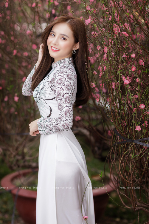贝蒂斯如何冲垮哥伦比亚防线?恩佐在排名争夺战中化身终极谜局杀手
